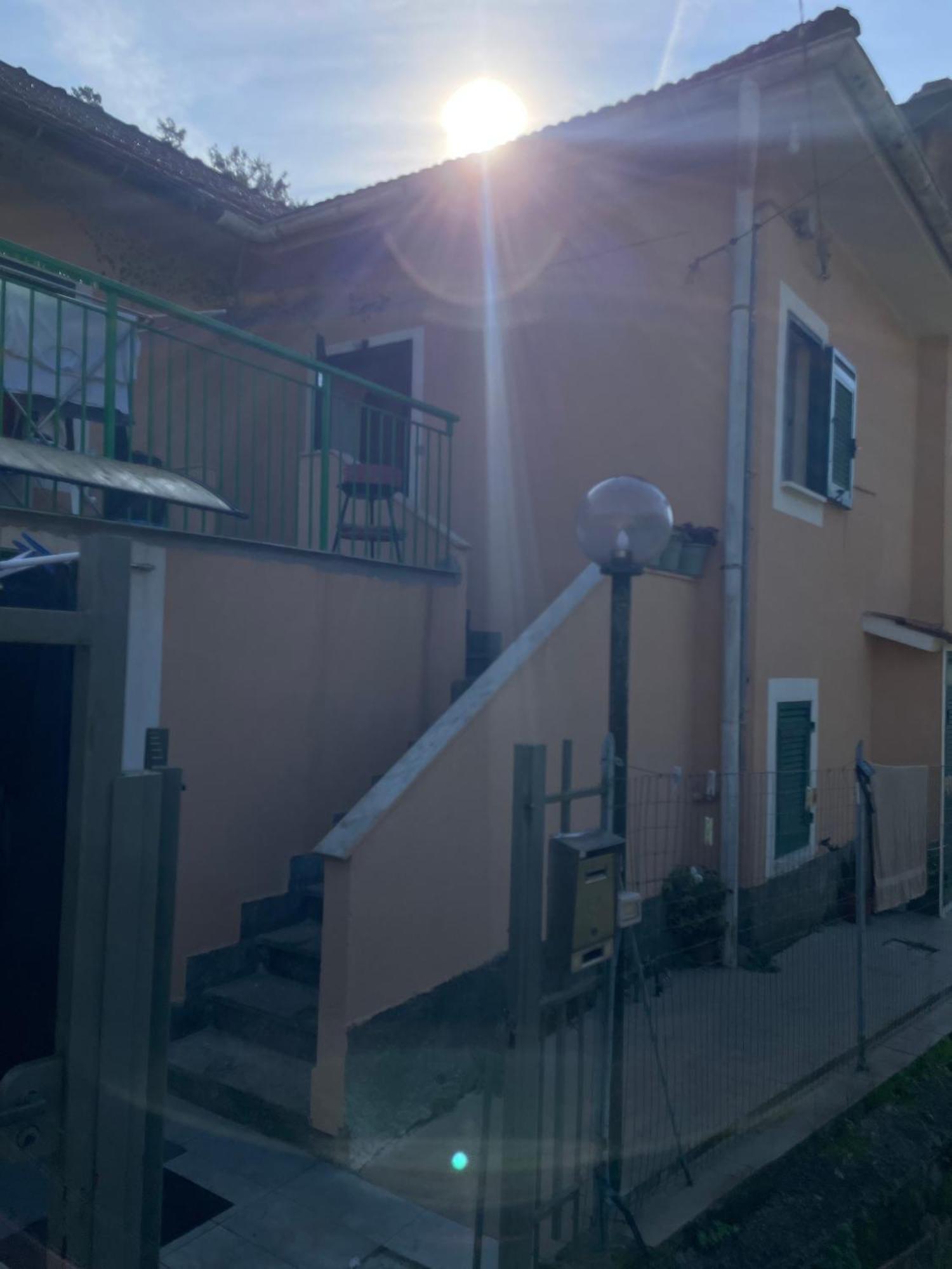 Apartamento Piano Superiore A Pochi Passi Dal Mare Sestri Levante Exterior foto